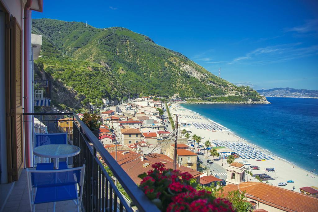 B&B Sunshine Scilla Exterior foto